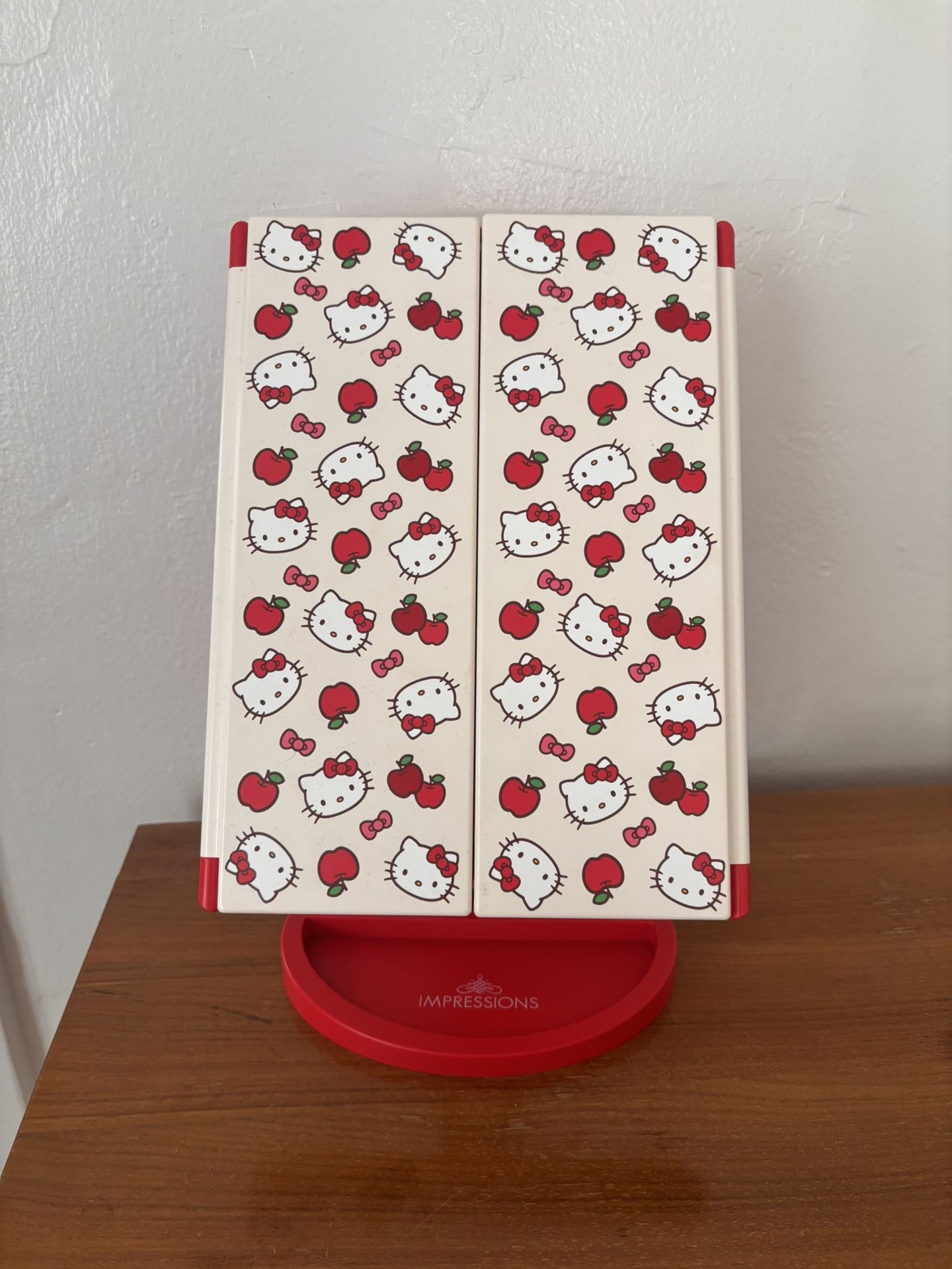 Hello Kitty Vanity Trifold LED mirror