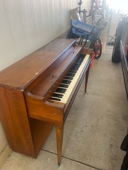 Free piano
