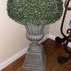 3ft Urn Decor 