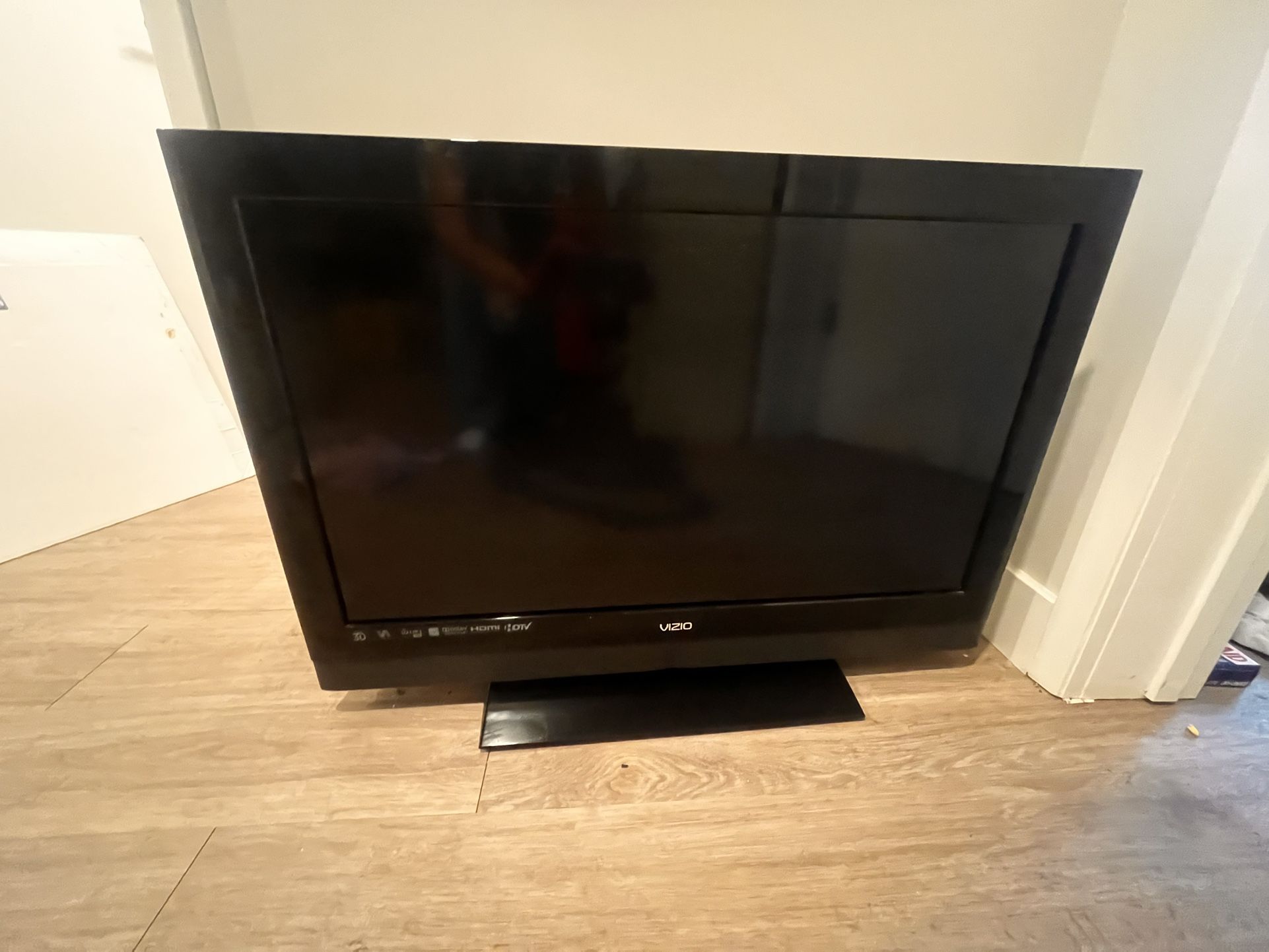 32” Vizio TV