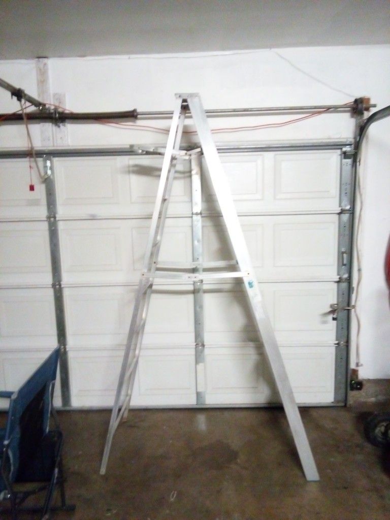 Werner 8' Aluminum Ladder