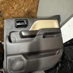 2018 GMC  Door Panels Front And Backs