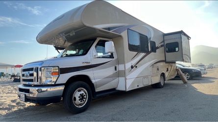 2017 Thor Fourwinds 26B