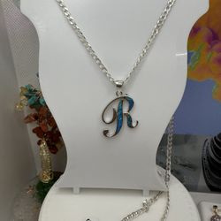 925 Sterling Silver Chain and Pendant 22” Italian Silver Cadena Y Dije De Plata Italiana 22” Pulgadas 