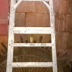WERNER 6 FT LADDER 