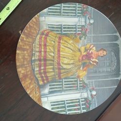 vintage Knowles Gone With the Wind collector plate titled "Melanie"