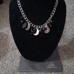 Black and Silver Necklace 