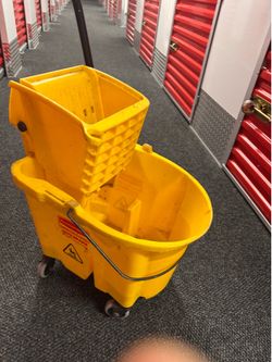Mopping bucket
