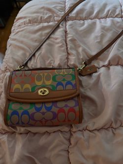 COACH KIP TURNLOCK CROSSBODY