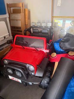Costway 12V 2-Seater Kids Ride On Truck