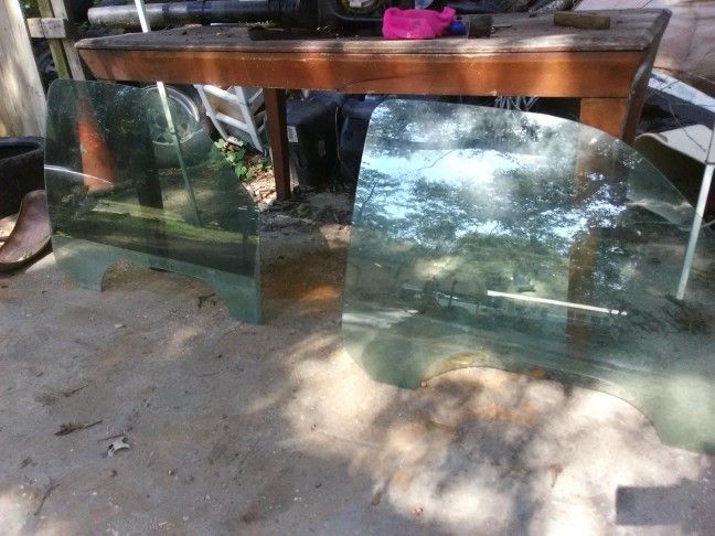 99-06 chevy or gmc front windows 