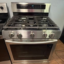 Samsung 5 Burner Convection Gas Range with LED Illuminated Knobs