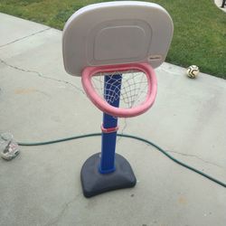 Little Tikes Basketball Hoop