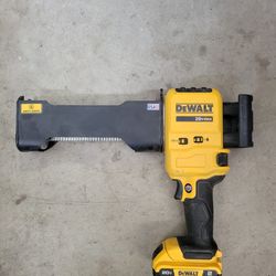 DeWALT Epoxy Dispenser charger and 2 batteries