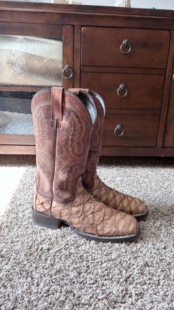 USED Men’s Ariat Pirarucu Boots size 8.5d
