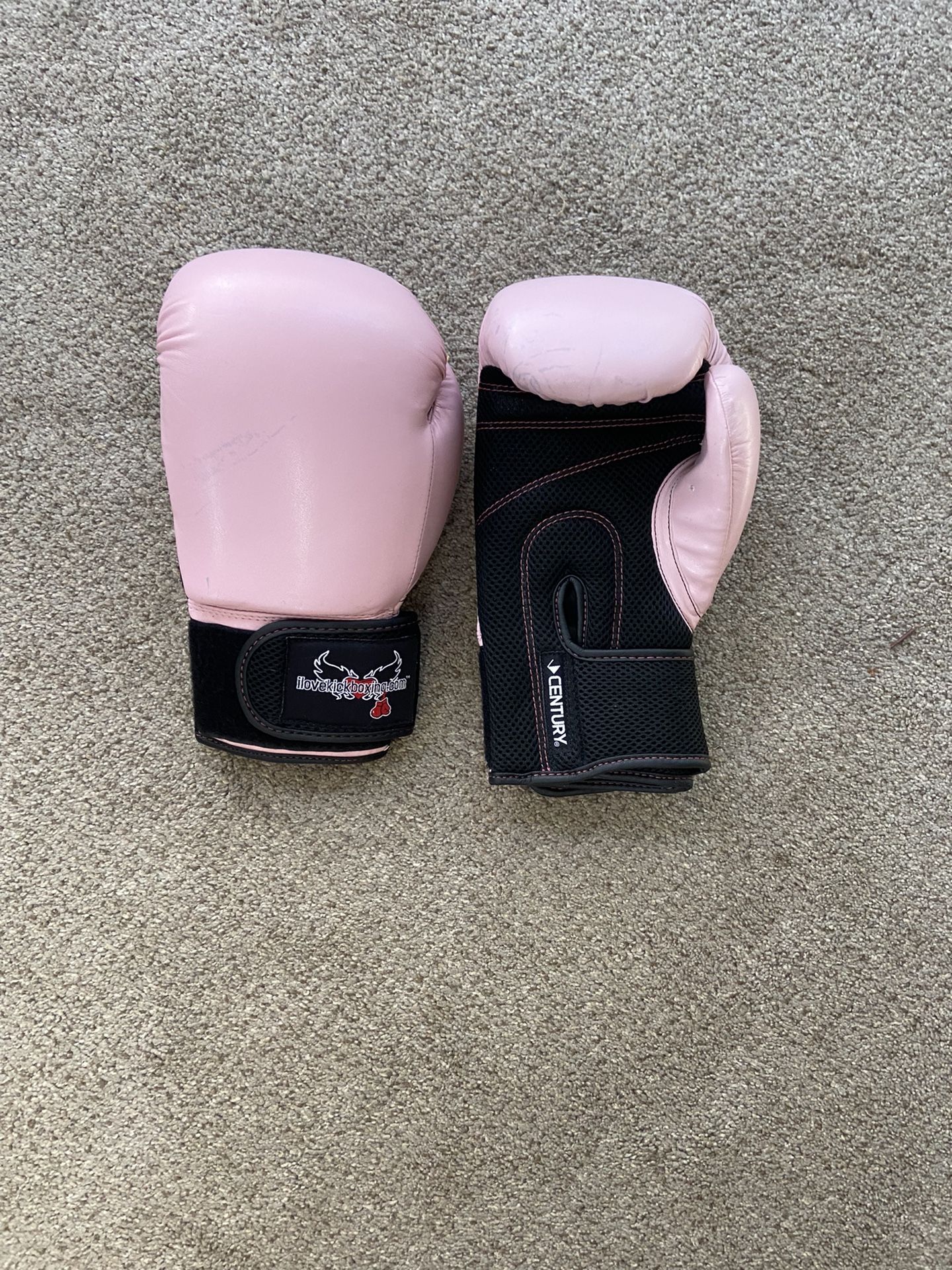 Century kick boxing gloves