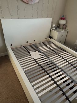 Ikea Malm Full Bed Frame + 4 Drawers + Lonset Slats