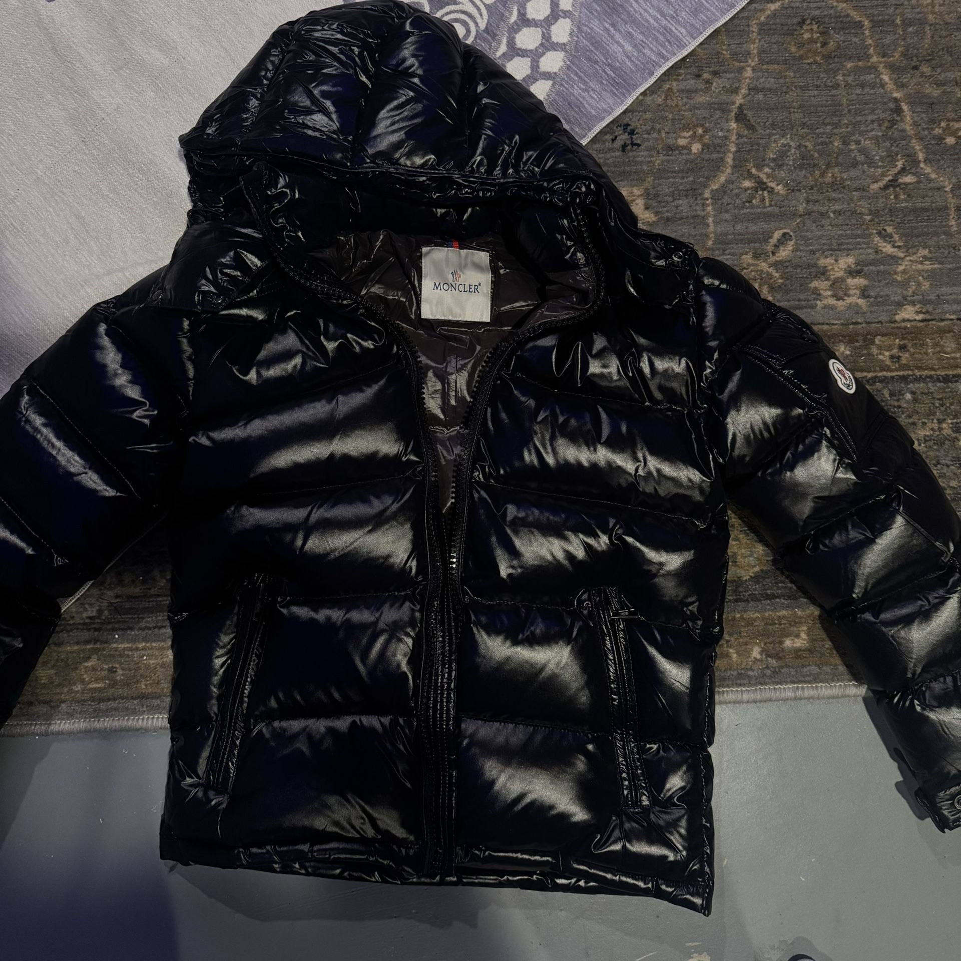 Moncler Maya Size S