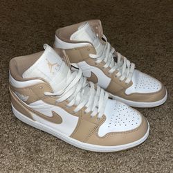 Air Jordan 1 Mid Tan Gum