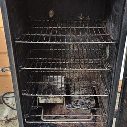 MASTERBUILT SMOKER
