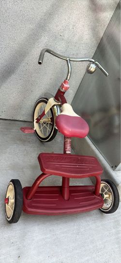 Radio Flyer Kids Tricycle