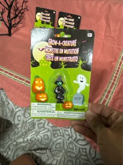 Toysmith Grow-A-Creature Halloween Figure