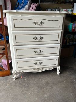Beautiful White & Gold Dresser