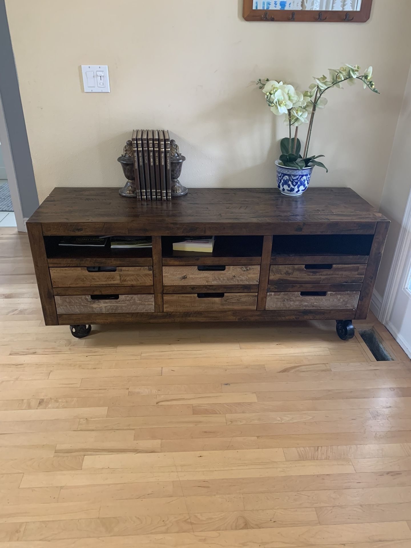 Entrance Table/Credenza 