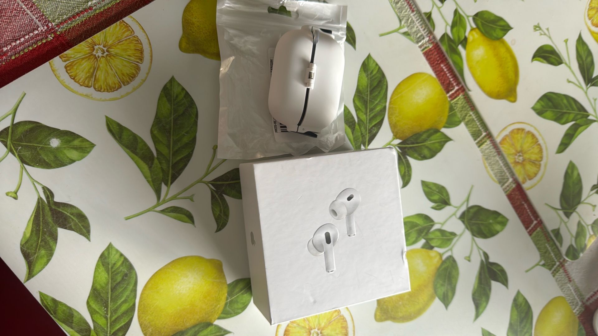 Airpods Pro 2nd Generation With MagSafe Charging Case Open Box $120