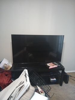 55 TCL Roku Flat Screen Tv $200