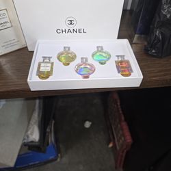 Chanel  Minis