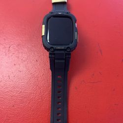 Apple Watch S8