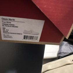 Tennis Shoes Size 7