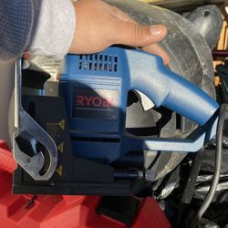 Multiple nail Guns