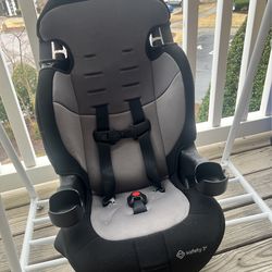 Safety 1st Grand 2-in-1 Booster Convertible Car Seat