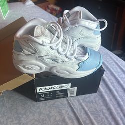 Reebok Question mid white/flublu 12c