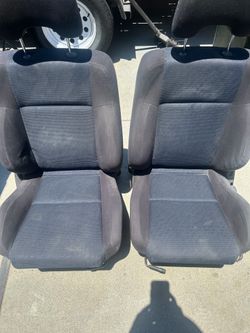 2002 Subaru wrx seats