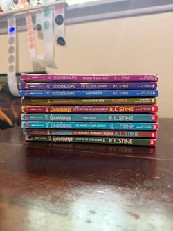 Vintage R. L. Stine Goosebumps Books - #1,2,3,10,20,22,33,38,40 Paperbacks