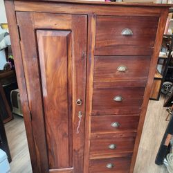 solid wood dresser 67Hx37Wx19D