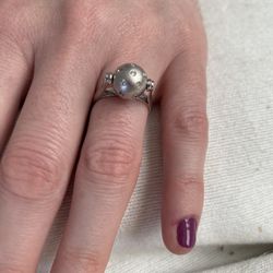 Spinning Diamond ball ring