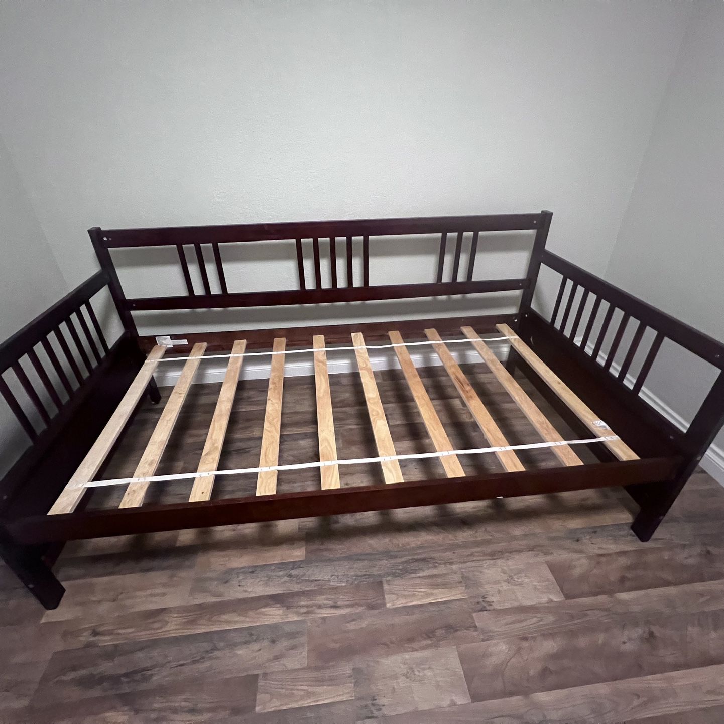 Day Bed Frame For Sale