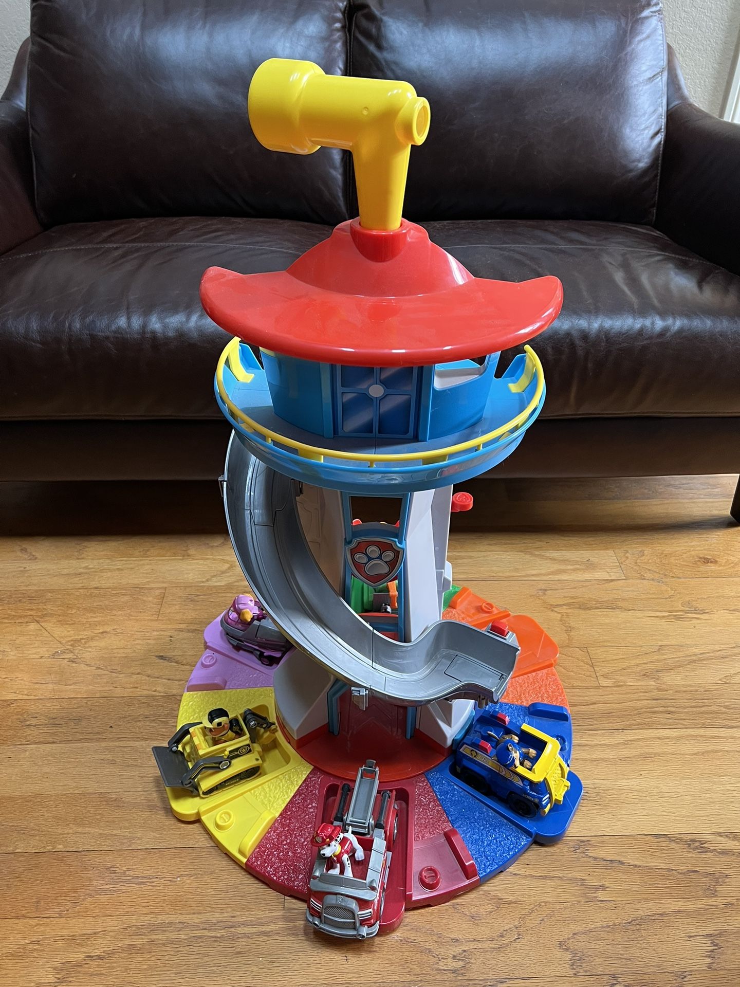 Paw Patrol My Size Lookout Tower + Extra Vehicles/Figures