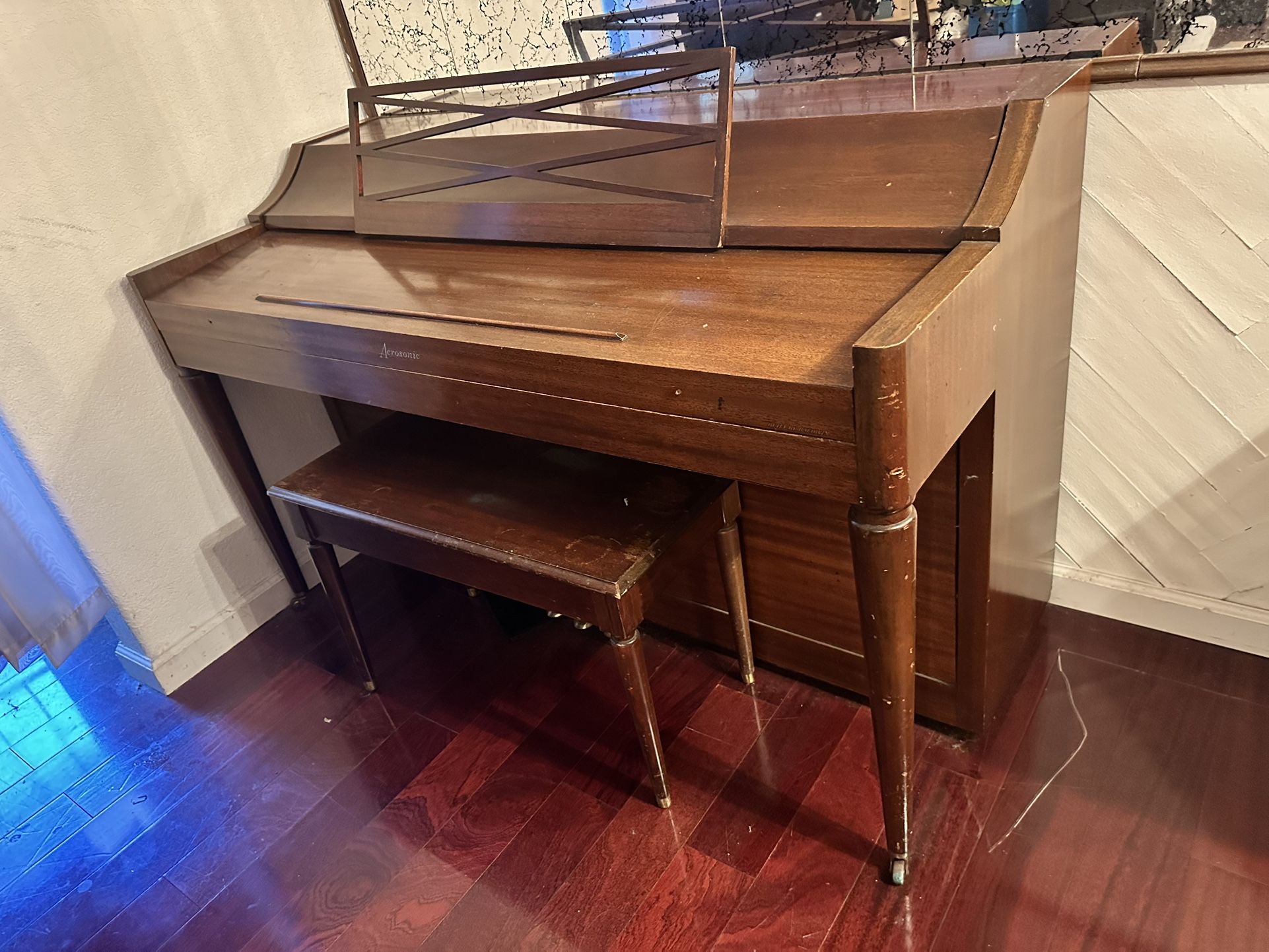 Baldwin Piano