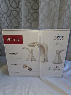 Pfister Venturi 8" Widespread Bathroom Faucet Brand New (Price Is Firm)