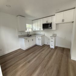 Apartment/ Whittier, CA