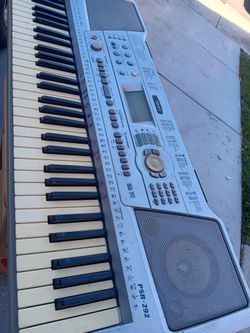 Yamaha PSR-292 Electronic Keyboard