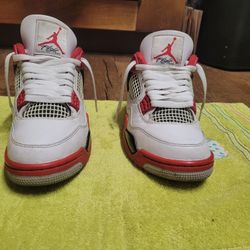 Nike Air Jordan 4 Retro OG Fire Red