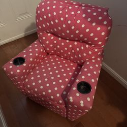 Kids Pink Polka Dot Chair