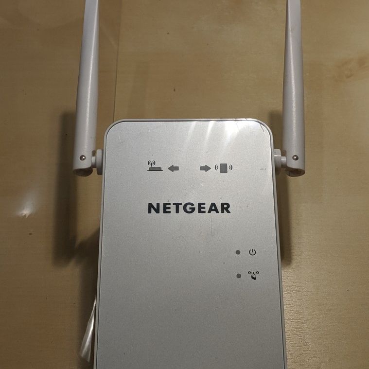 Netgear Repeater / Hotspot, AC1200, Model: Ex6150
