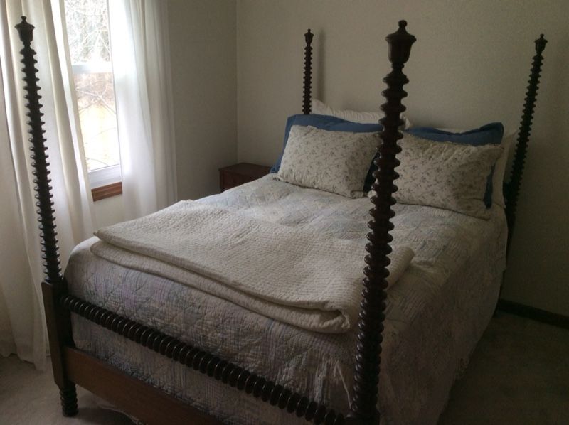 Vintage Cavalier Furniture Company 4-post Spindle Bed, Dresser, & Nightstand